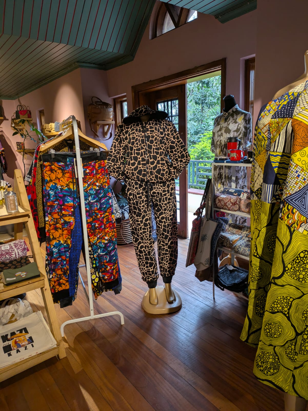 Mary Humphrey Wear Boutique